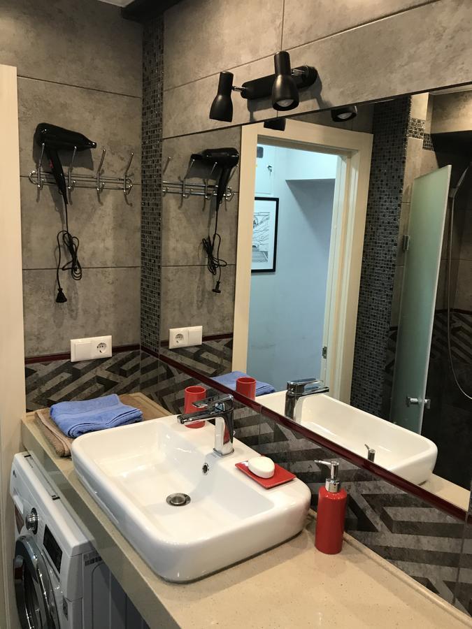 גרודנו Apartment On Vialikaja Trajeckaja מראה חיצוני תמונה